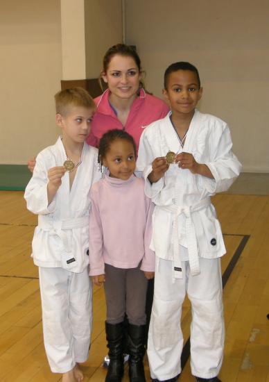 Les judokas de l'US Dugny avec Laetitia (leur Professeur)