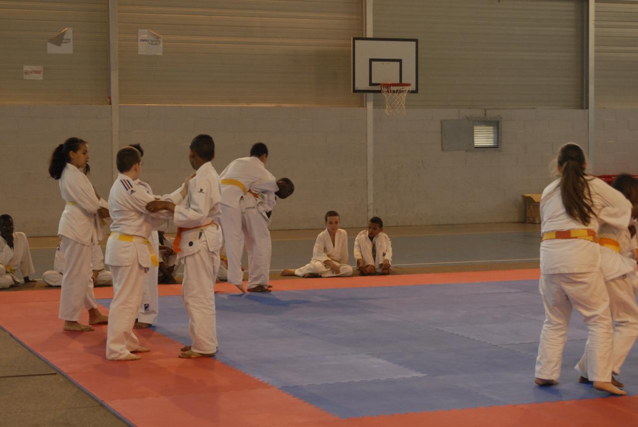 GROUPE DES POUSSINS & BENJAMINS (19)