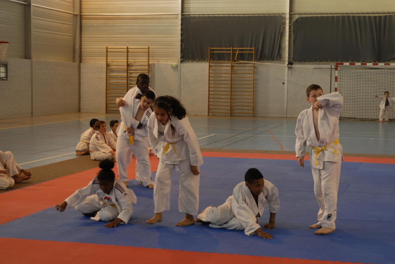 GROUPE DES POUSSINS & BENJAMINS (21)