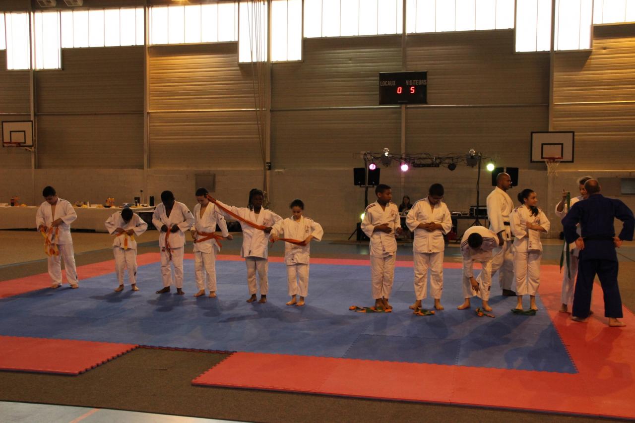 6. REMISE DE CEINTURES (25)