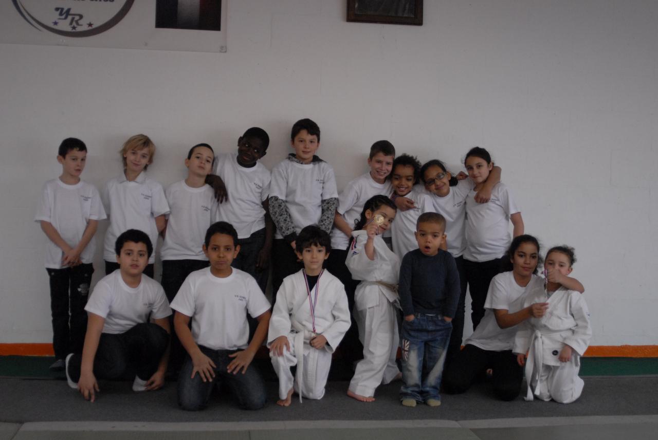 GROUPE (11)
