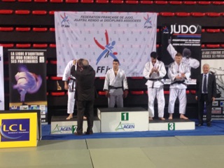 Podium (4)