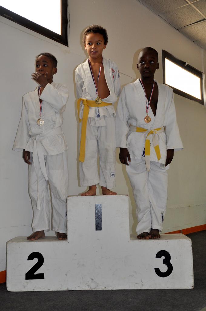 PODIUM (36)
