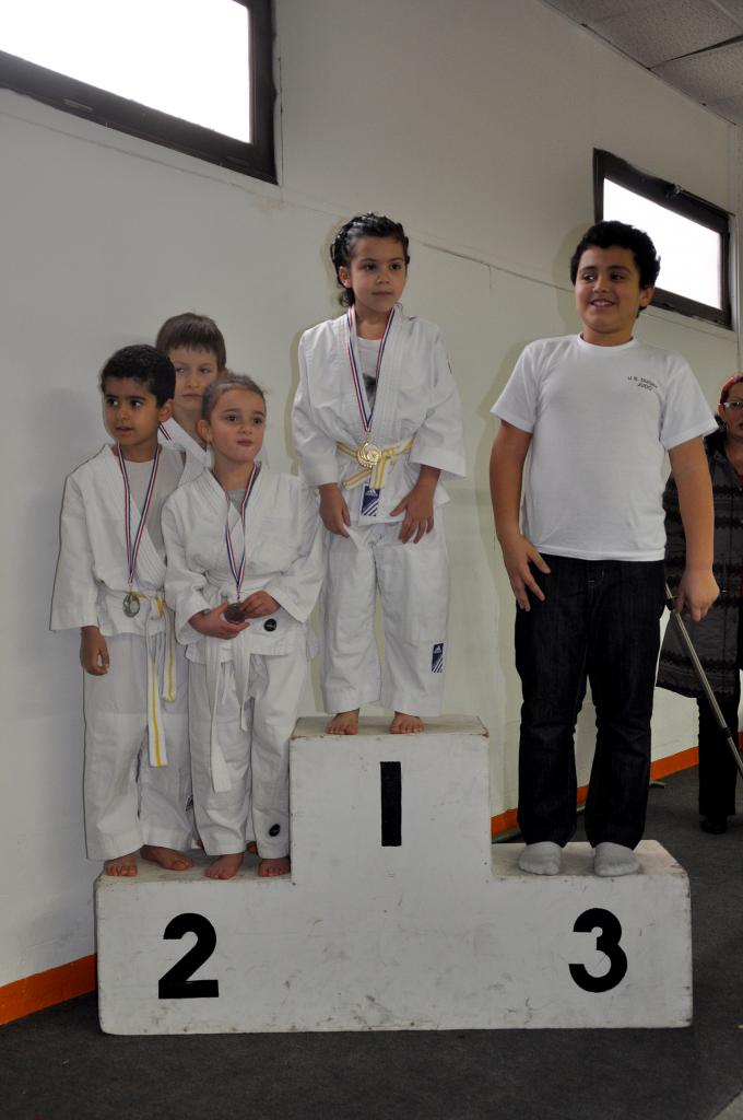 PODIUM (39)