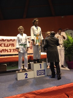 PODIUM ALICIA (3)