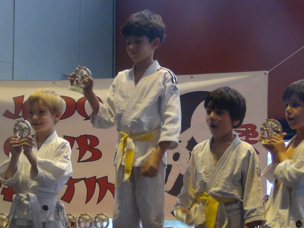 PODIUM ILYAN (4)