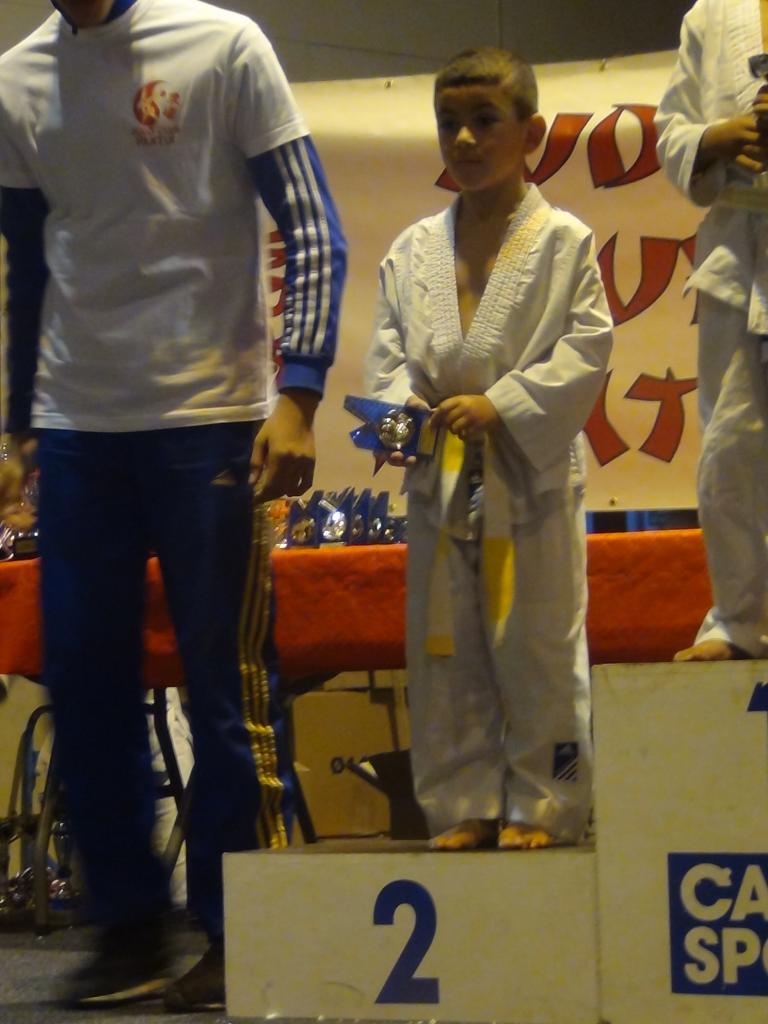 PODIUM RAYAN (2)