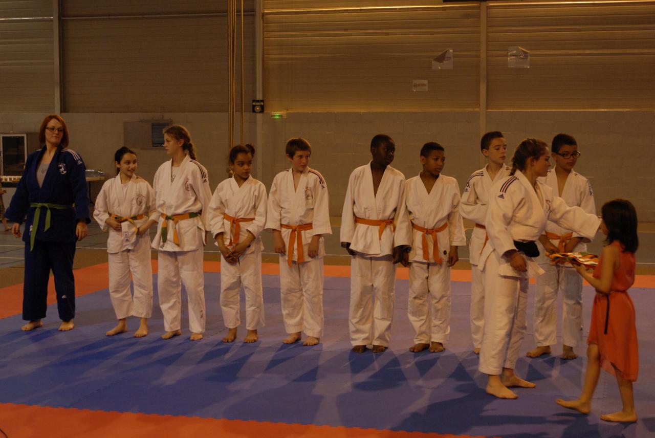 REMISE DES CEINTURES (73)