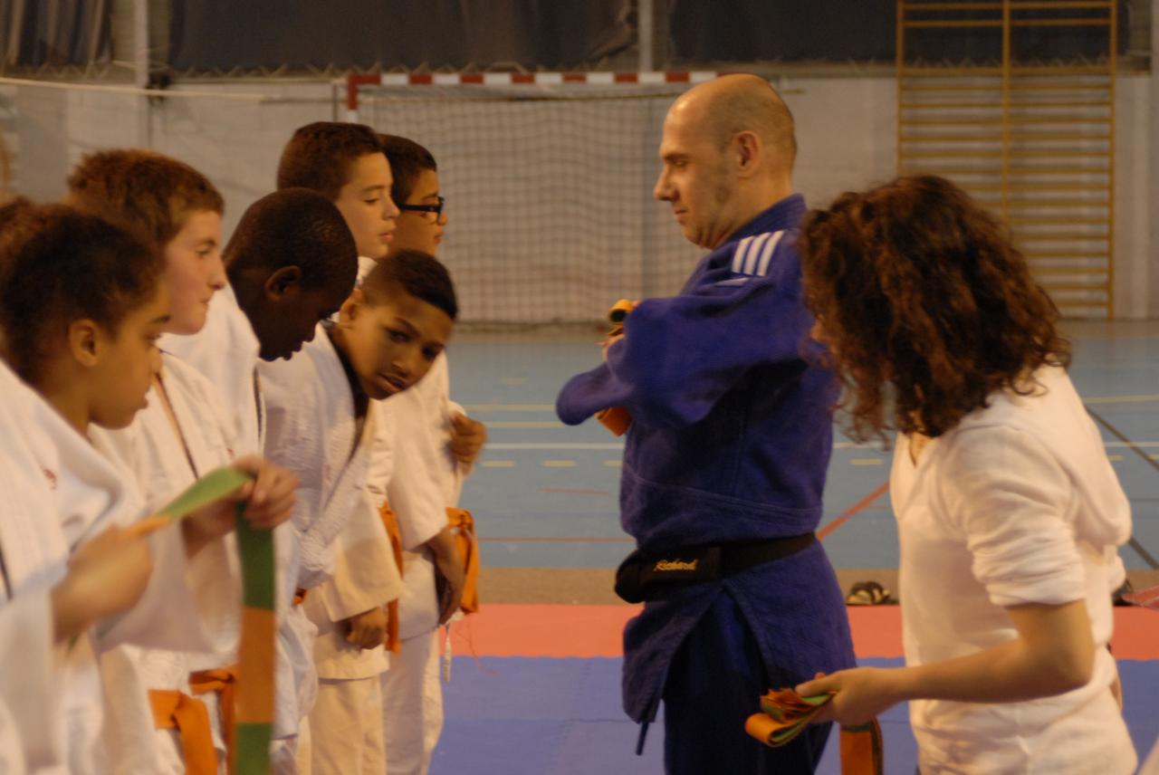 REMISE DES CEINTURES (76)
