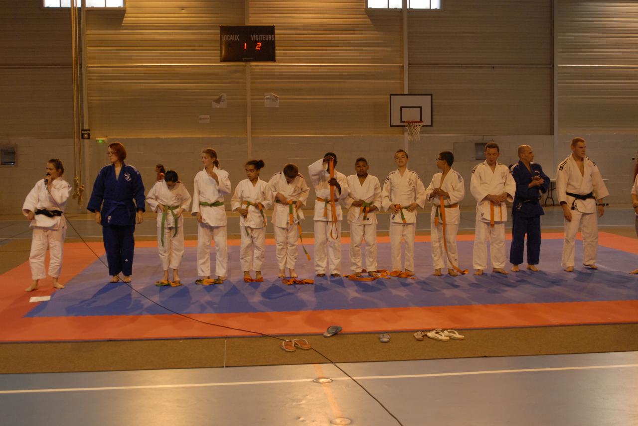 REMISE DES CEINTURES (82)